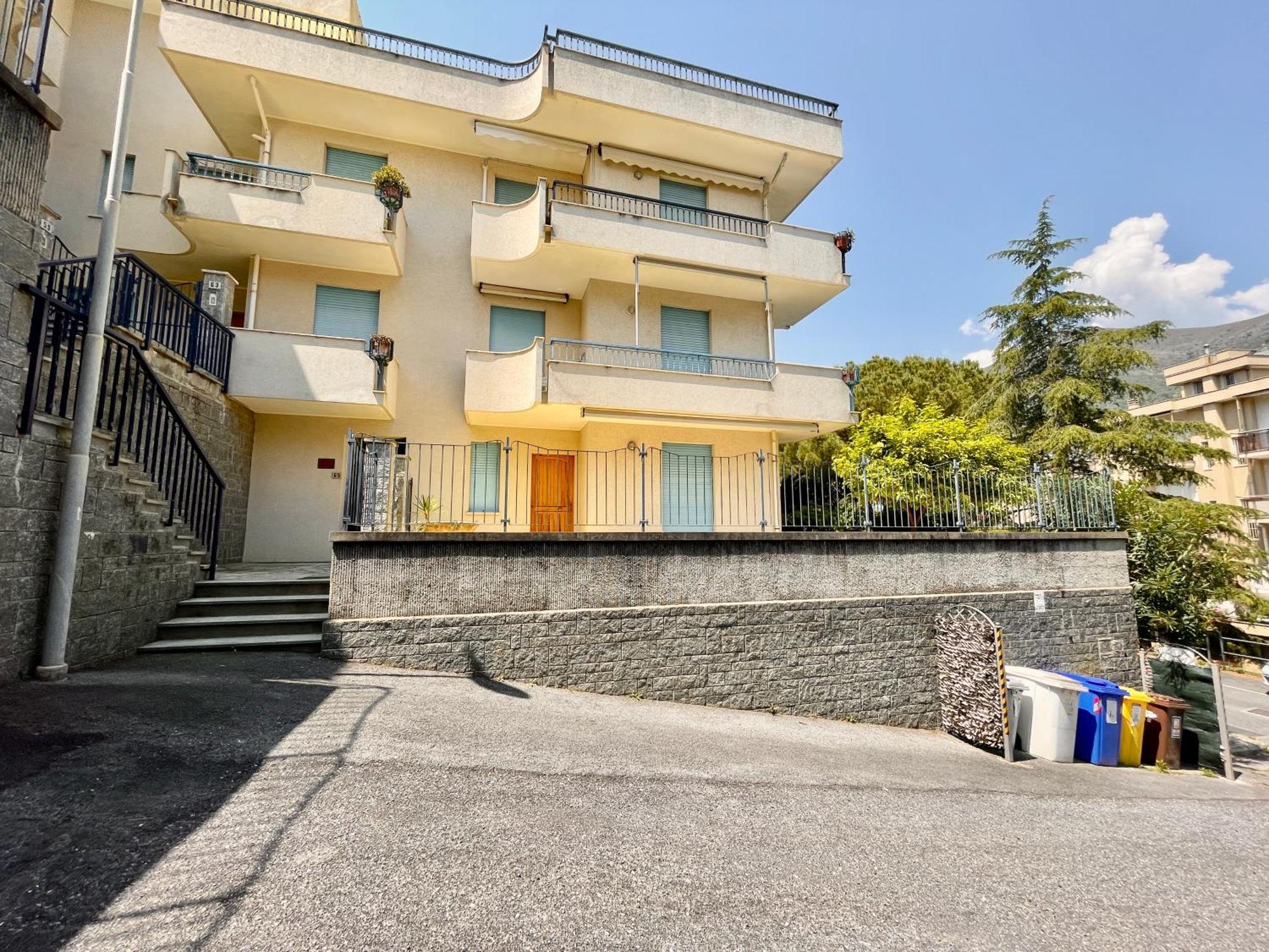Appartement 2 Locali A 600 Mt Dal Mare - Free Parking à Ceriale Extérieur photo
