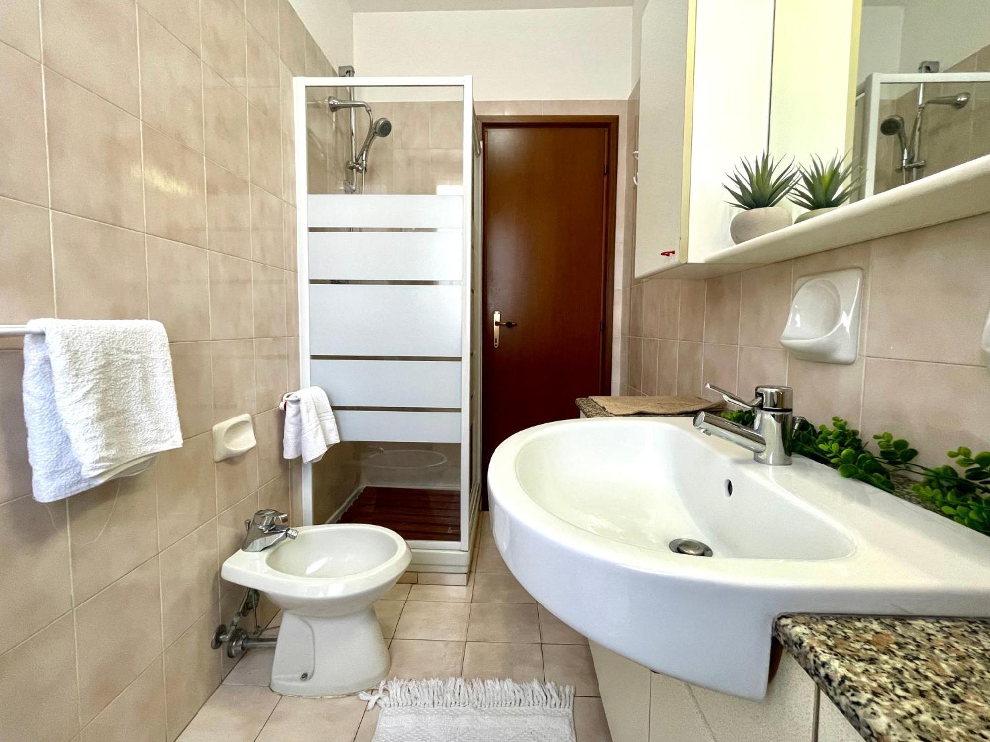 Appartement 2 Locali A 600 Mt Dal Mare - Free Parking à Ceriale Extérieur photo